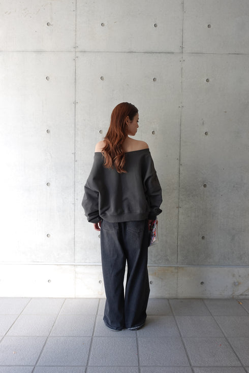 オフショルルーズスウェット